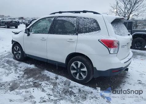 2018 Subaru Forester 2.5I Premium z USA, uszkodzony, nr VIN JF2SJAEC2JH599440